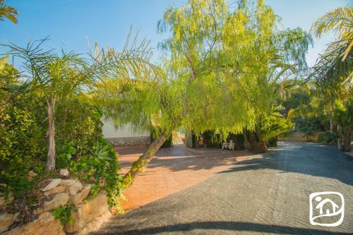 Abahana Villas Maria Angeles