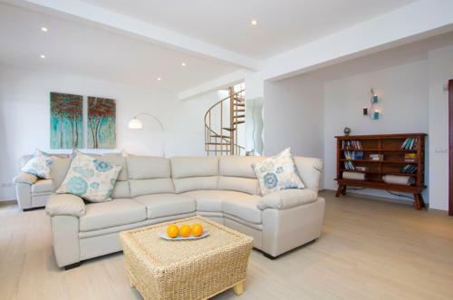 Villa Mojones - 4 Bedrooms Large Heated Pool