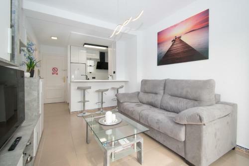 090 New Beach Apartment