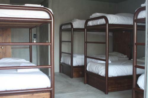 N1 Hostel Apartments And Suites