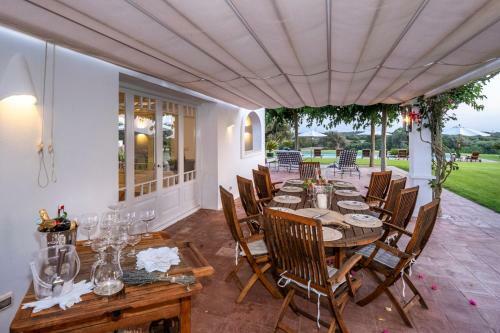 Trebeluger Villa Sleeps 14 With Pool And Air Con