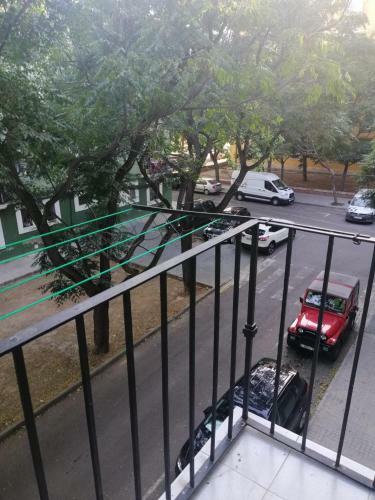 Apartament Cid Close To Metro And Park
