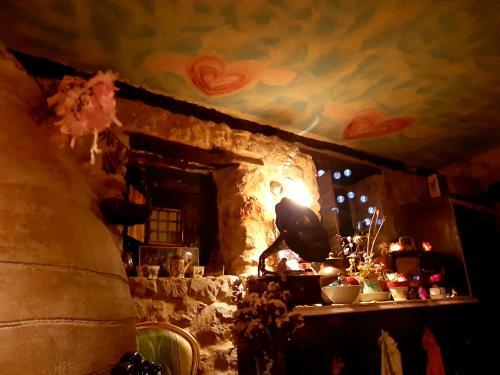 Hostal La Quinta de Malu Romantic Hotel In Cuenca