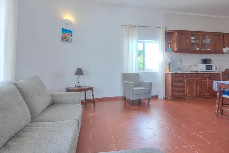 Mccaigs Holiday Apartments