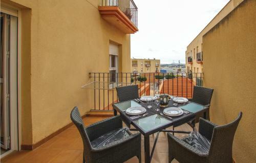 Three-bedroom Apartment In Vera