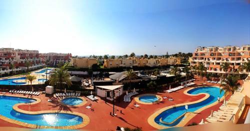 Apartamento Gorgeous Suite With Sea View And Swimming Pools