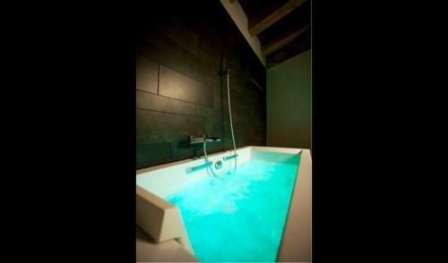 Villa In El Vilosell Sleeps 6 With Pool And Air Con