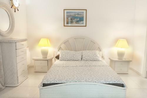 Hauzify I Apartament Orquidies