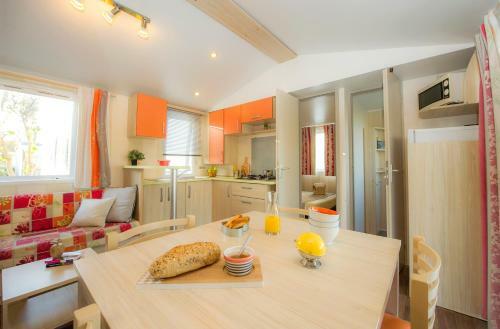 Vacanceselect Mobil Homes Camping Castell D'aro