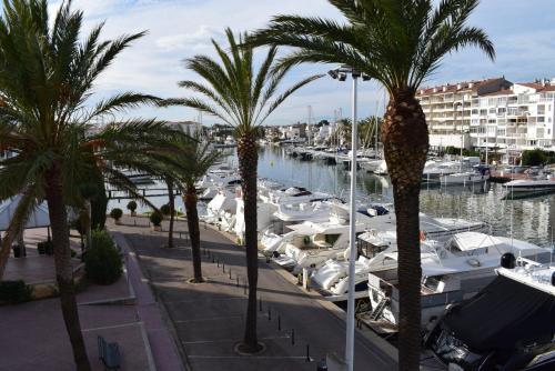 Apartamento Con Vista Puerto Y Marina-384