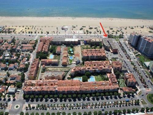 Cozy Apartment With Communal Pool In Empuriabrava Spain