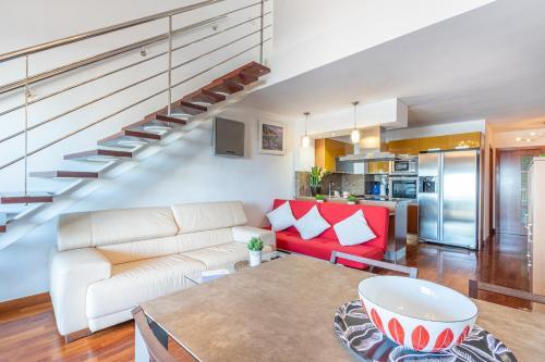 Apart-rent Duplex Port Grec 5�