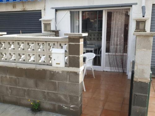 Comfortable Apartment In Empuriabrava With Balcony
