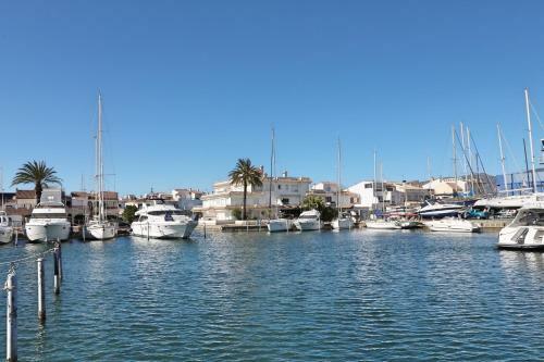 Peni 168 Empuriabrava