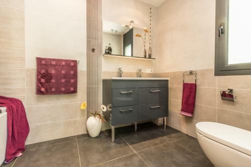 Villa Goldhome - Casa Piscina Privada Y Jacuzzi