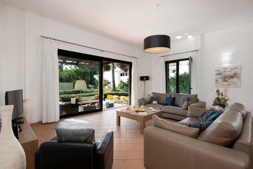 Josefa 4 Bedroom Villa, Cala Galdana