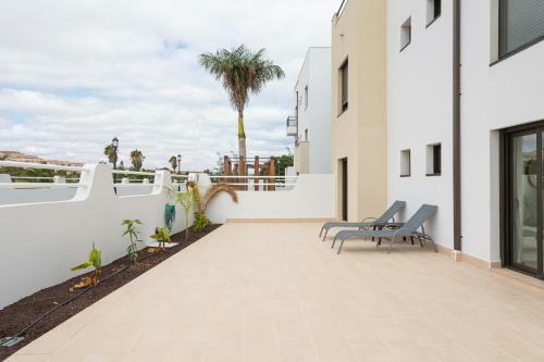 Apartment In Luxury Residential With Pool And Terrace