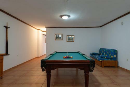 Villa Lobos Con Piscina Privada Y Jacuzzi