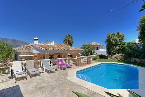 La Cala de Mijas Villa Sleeps 7 Pool Air Con Wifi