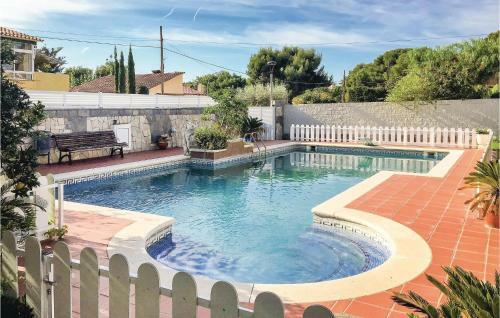 Studio Holiday Home In Francas