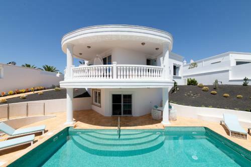 Villa Vista Calero