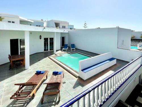 Villa Con Piscina Privada Y Terraza En Lanzarote