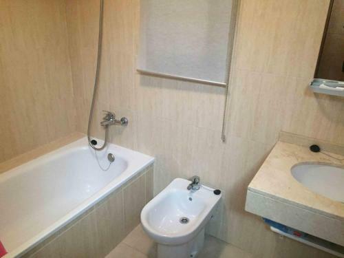 Charming Apartment With Wifi And Parking Space