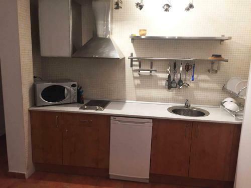 Charming Apartment With Wifi And Parking Space