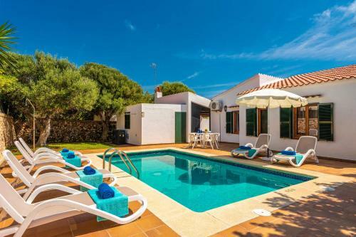 Petunia 3 Bedroom Villa, Cala'n Bosch