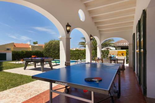 Llentrisca Villa, Calan Bosch