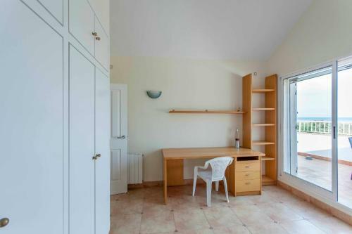 Apartup Canet Beachfront House