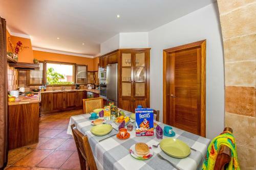 Sebastian Del Mar 4 Bedroom Villa, Cala'n Blanes