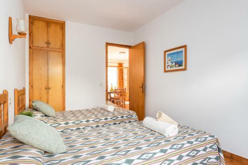 Brisa Mar 2, 2 Bedroom Apartment, Cala'n Bosch