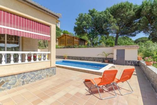 Montbarbat Villa Sleeps 9 Pool Wifi