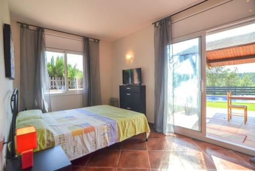 Montbarbat Villa Sleeps 8 Pool Wifi