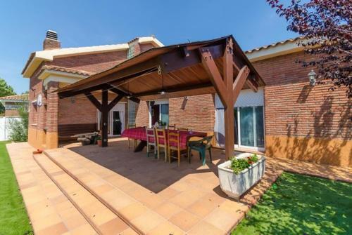 Montbarbat Villa Sleeps 8 Pool Wifi
