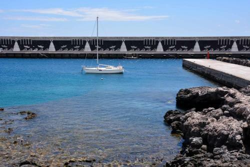 Apartamento Vv 120 En Primera L�nea de Mar