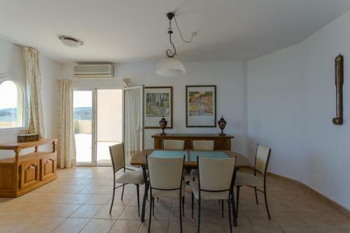 Suite Apartment With Sea Views
