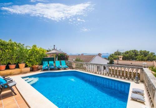 Alcanada Holiday Home Sleeps 5 With Pool And Air Con