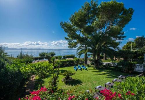 Alcanada Holiday Home Sleeps 7 With Wifi
