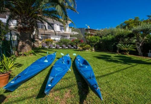 Alcanada Holiday Home Sleeps 7 With Wifi