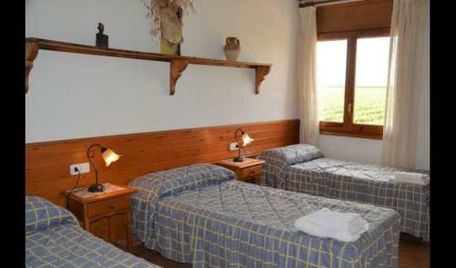 Apartment In Sant Pere Molanta Sleeps 4 With Pool