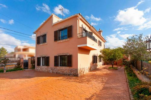 Villa Viana-cladera