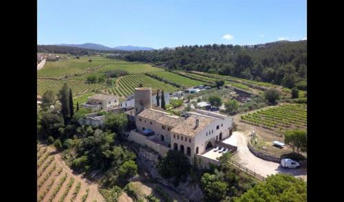 Villa In L'arbocar de Baix Sleeps 9 With Pool