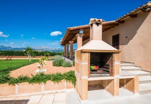 Sa Pobla Villa Sleeps 6 With Pool Air Con And Wifi