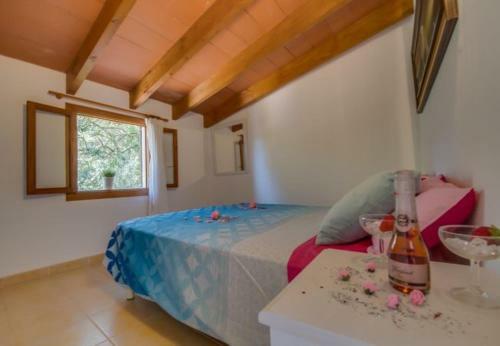 Sa Pobla Holiday Home Sleeps 6 With Pool