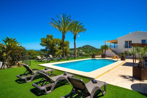 Xabia Villa Sleeps 6 Pool Air Con Wifi