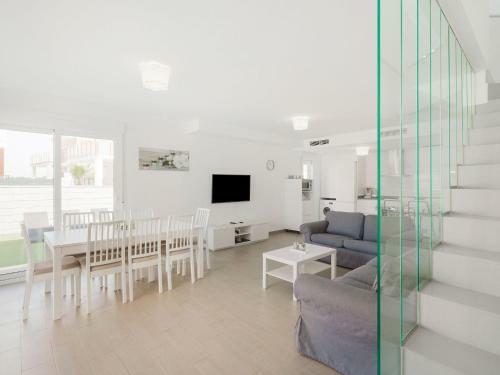 Splendid Villa In Gran Alacant With Private Swimming Pool