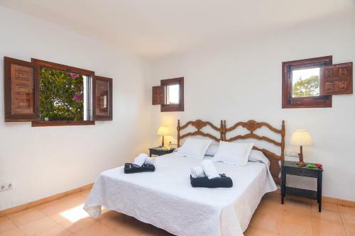 Xabia Villa Sleeps 18 With Pool And Free Wifi