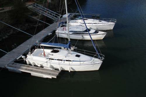 Hostal Douro Fluvina Yachts & Chalets